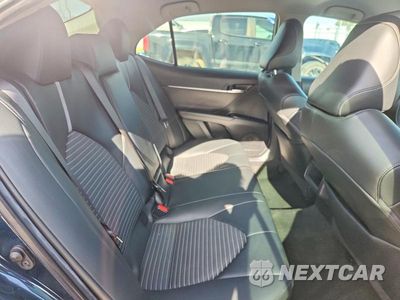 Zdjęcie 10 z 12 samochodu: 2020 TOYOTA CAMRY SE VIN:4T1G11AK7LU511098 - miniatura