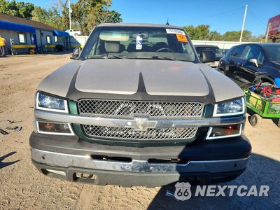 Piąte zdjęcie samochodu w środku: 2004 CHEVROLET SILVERADO K1500 VIN:1GCEK19T84E372522 - miniatura
