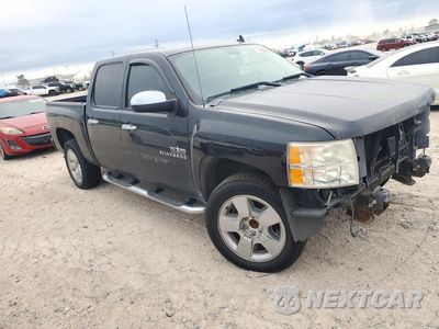 Czwarte zdjęcie samochodu z boku: 2011 CHEVROLET SILVERADO C1500 LT VIN:3GCPCSE00BG214950 - miniatura