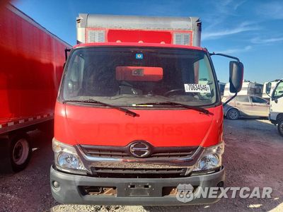 Piąte zdjęcie samochodu w środku: 2018 HINO 195 BOX TRUCK VIN:JHHSDM2H6JK006346 - miniatura