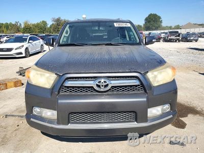 Piąte zdjęcie samochodu w środku: 2011 TOYOTA 4RUNNER LIMITED VIN:JTEZU5JR8B5025770 - miniatura