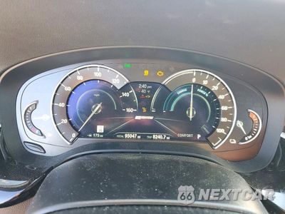 Zdjęcie 9 z 13 samochodu: 2019 BMW 530XE VIN:WBAJB1C50KB377055 - miniatura