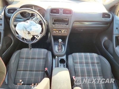 Zdjęcie 8 z 13 samochodu: 2014 VOLKSWAGEN GTI VIN:WVWHD7AJ6EW010608 - miniatura