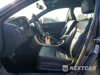 Zdjęcie 7 z 12 samochodu: 2017 HONDA ACCORD SPORT SPECIAL EDITION VIN:1HGCR2F14HA286926 - miniatura