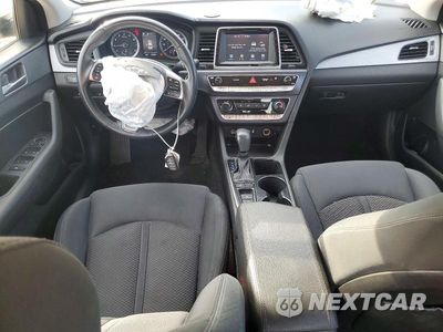 Zdjęcie 8 z 12 samochodu: 2018 HYUNDAI SONATA SEL VIN:5NPE34AF4JH669948 - miniatura
