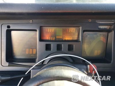 Zdjęcie 9 z 12 samochodu: 1986 CHEVROLET CORVETTE VIN:1G1YY0782G5116703 - miniatura