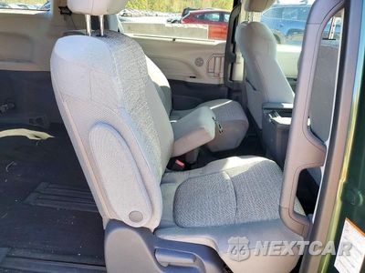 Zdjęcie 11 z 13 samochodu: 2021 TOYOTA SIENNA LE VIN:5TDKRKEC3MS027581 - miniatura