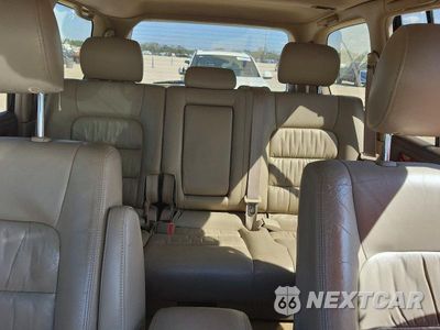 Zdjęcie 10 z 13 samochodu: 2002 LEXUS LX 470 VIN:JTJHT00W323517242 - miniatura