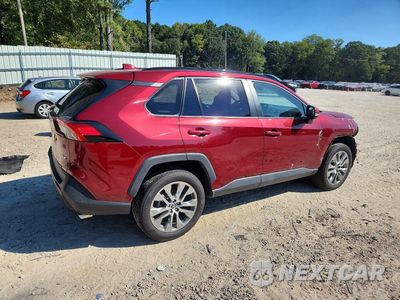 Trzecie zdjęcie samochodu z tyłu: 2022 TOYOTA RAV4 XLE PREMIUM VIN:2T3C1RFVXNW236031 - miniatura