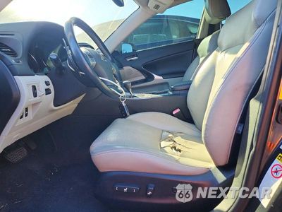 Zdjęcie 7 z 12 samochodu: 2011 LEXUS IS 350 VIN:JTHBE5C26B5028216 - miniatura