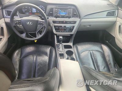 Zdjęcie 8 z 13 samochodu: 2015 HYUNDAI SONATA SE VIN:5NPE24AF0FH232717 - miniatura