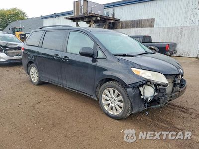Czwarte zdjęcie samochodu z boku: 2014 TOYOTA SIENNA XLE 7-PASSENGER VIN:5TDDK3DC8ES089497 - miniatura