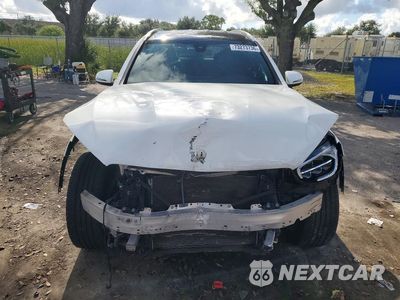 Piąte zdjęcie samochodu w środku: 2021 MERCEDES-BENZ GLC 300 VIN:W1N0G8DB8MV287840 - miniatura