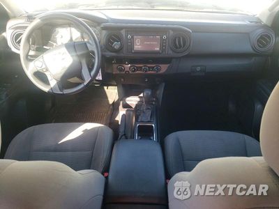 Zdjęcie 8 z 12 samochodu: 2017 TOYOTA TACOMA SR V6 VIN:3TMCZ5AN7HM086636 - miniatura