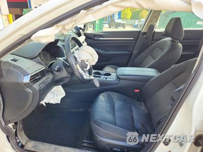 Zdjęcie 7 z 12 samochodu: 2019 NISSAN ALTIMA SV VIN:1N4BL4DW5KC141904 - miniatura