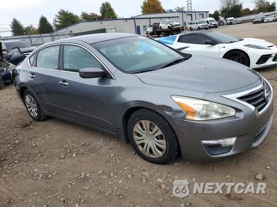Czwarte zdjęcie samochodu z boku: 2015 NISSAN ALTIMA 2.5 S VIN:1N4AL3AP1FC498182 - miniatura