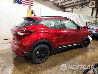 Trzecie zdjęcie samochodu z tyłu: 2024 NISSAN KICKS SR VIN:3N1CP5DV1RL509819 - miniatura