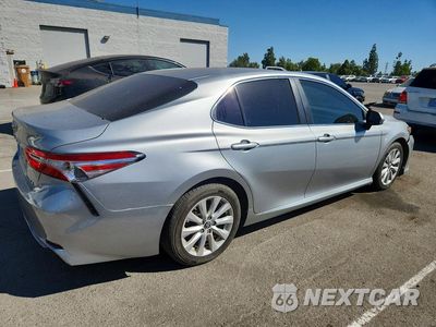 Trzecie zdjęcie samochodu z tyłu: 2018 TOYOTA CAMRY LE VIN:4T1B11HK2JU099833 - miniatura
