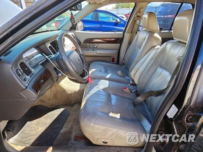 Zdjęcie 7 z 12 samochodu: 2010 MERCURY GRAND MARQUIS LS VIN:2MEBM7FV6AX621737 - miniatura