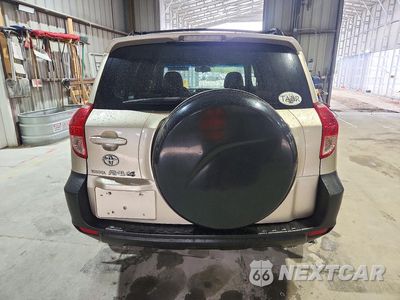 Zdjęcie 6 z 13 samochodu: 2008 TOYOTA RAV4 BASE VIN:JTMZD33V386055345 - miniatura