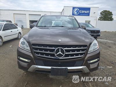 Piąte zdjęcie samochodu w środku: 2014 MERCEDES-BENZ ML 350 4MATIC VIN:4JGDA5HB8EA370286 - miniatura
