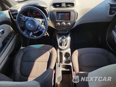 Zdjęcie 8 z 12 samochodu: 2015 KIA SOUL BASE VIN:KNDJN2A23F7816587 - miniatura