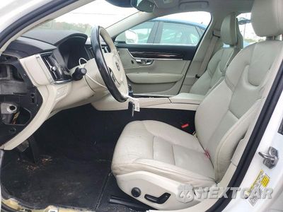 Zdjęcie 7 z 12 samochodu: 2018 VOLVO S90 T5 MOMENTUM VIN:LVY982MK4JP019143 - miniatura