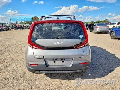 Zdjęcie 6 z 13 samochodu: 2022 KIA SOUL LX VIN:KNDJ23AU1N7808633 - miniatura