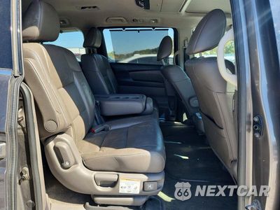 Zdjęcie 11 z 13 samochodu: 2011 HONDA ODYSSEY TOURING VIN:5FNRL5H93BB022867 - miniatura
