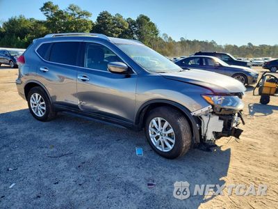 Czwarte zdjęcie samochodu z boku: 2020 NISSAN ROGUE SV VIN:KNMAT2MT6LP514832 - miniatura