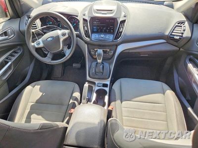 Zdjęcie 8 z 13 samochodu: 2016 FORD ESCAPE SE VIN:1FMCU0GX2GUC40427 - miniatura