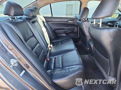 Zdjęcie 10 z 13 samochodu: 2011 HONDA ACCORD SE VIN:1HGCP2F61BA115771 - miniatura