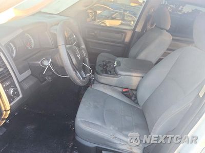 Zdjęcie 7 z 12 samochodu: 2016 RAM 1500 ST VIN:3C6RR7KT8GG306342 - miniatura