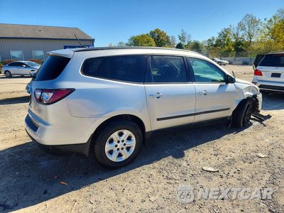 Trzecie zdjęcie samochodu z tyłu: 2015 CHEVROLET TRAVERSE LS VIN:1GNKRFED7FJ345498 - miniatura
