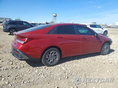 Trzecie zdjęcie samochodu z tyłu: 2024 HYUNDAI ELANTRA SEL VIN:KMHLM4DG8RU638451 - miniatura
