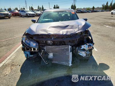 Piąte zdjęcie samochodu w środku: 2018 HONDA CIVIC LX VIN:2HGFC2F54JH606030 - miniatura