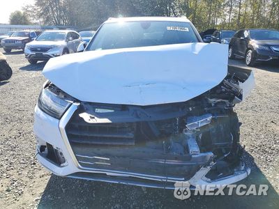 Piąte zdjęcie samochodu w środku: 2017 AUDI Q7 PREMIUM PLUS VIN:WA1LAAF78HD056626 - miniatura