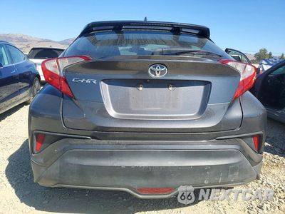 Zdjęcie 6 z 14 samochodu: 2018 TOYOTA C-HR XLE PREMIUM VIN:NMTKHMBX5JR034273 - miniatura