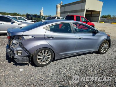 Trzecie zdjęcie samochodu z tyłu: 2016 HYUNDAI ELANTRA SE VIN:5NPDH4AE3GH789270 - miniatura