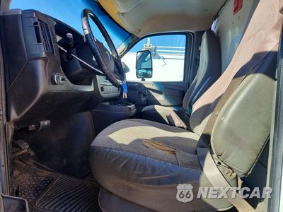Zdjęcie 7 z 13 samochodu: 2012 CHEVROLET EXPRESS G3500 VIN:1GB0G2CA2C1160637 - miniatura