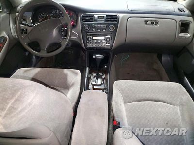 Zdjęcie 8 z 12 samochodu: 2002 HONDA ACCORD SE VIN:1HGCG56702A002128 - miniatura