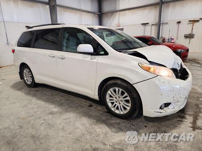 Czwarte zdjęcie samochodu z boku: 2016 TOYOTA SIENNA XLE PREMIUM 8-PASSENGER VIN:5TDYK3DC5GS753176 - miniatura