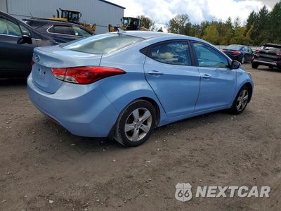 Trzecie zdjęcie samochodu z tyłu: 2013 HYUNDAI ELANTRA GLS VIN:KMHDH4AE2DU658084 - miniatura