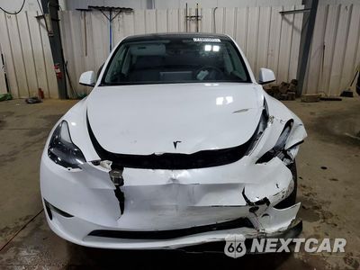 Piąte zdjęcie samochodu w środku: 2024 TESLA MODEL Y VIN:7SAYGDEE2RA260103 - miniatura