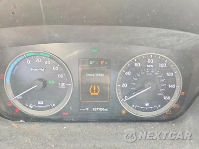 Zdjęcie 9 z 12 samochodu: 2016 HYUNDAI SONATA HYBRID SE VIN:KMHE24L1XGA011809 - miniatura