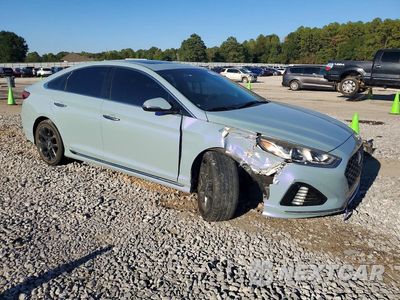 Czwarte zdjęcie samochodu z boku: 2018 HYUNDAI SONATA SPORT 2.0T VIN:5NPE34AB0JH682015 - miniatura