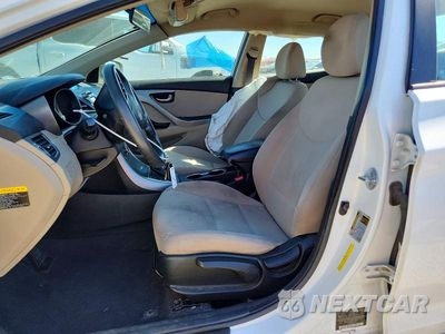 Zdjęcie 7 z 12 samochodu: 2014 HYUNDAI ELANTRA SE VIN:5NPDH4AE5EH479974 - miniatura