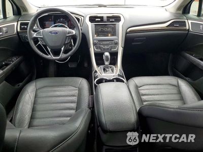 Zdjęcie 8 z 12 samochodu: 2016 FORD FUSION SE VIN:3FA6P0HD8GR338162 - miniatura