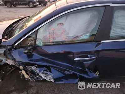 Zdjęcie 7 z 12 samochodu: 2020 HYUNDAI SONATA LIMITED VIN:5NPEH4J21LH035210 - miniatura