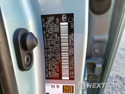 Zdjęcie 12 z 12 samochodu: 2019 TOYOTA PRIUS LIMITED VIN:JTDKARFU3K3091268 - miniatura